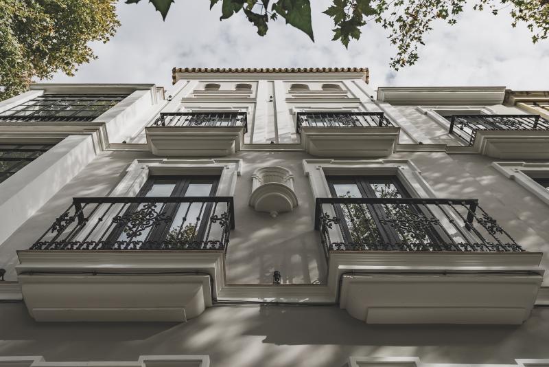 Abre en un edificio singular del centro de Sevilla 