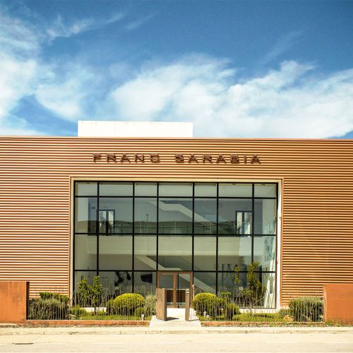 CENTRO DE PRODUCCIÓN Y OFICINAS FRANC SARABIA