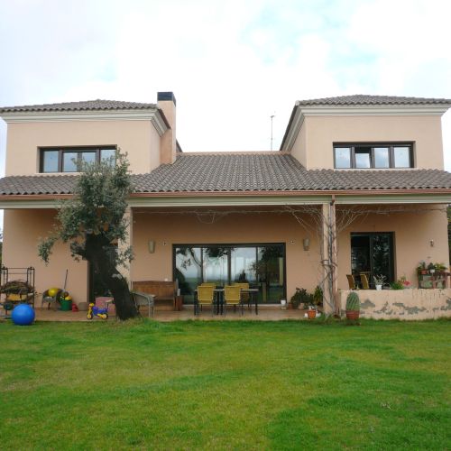 CHALET EN LAS PAJANOSAS, SEVILLA